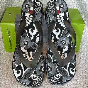 Tommy Hilfiger Y2K Tommy Girl Platform Flip Flops 7